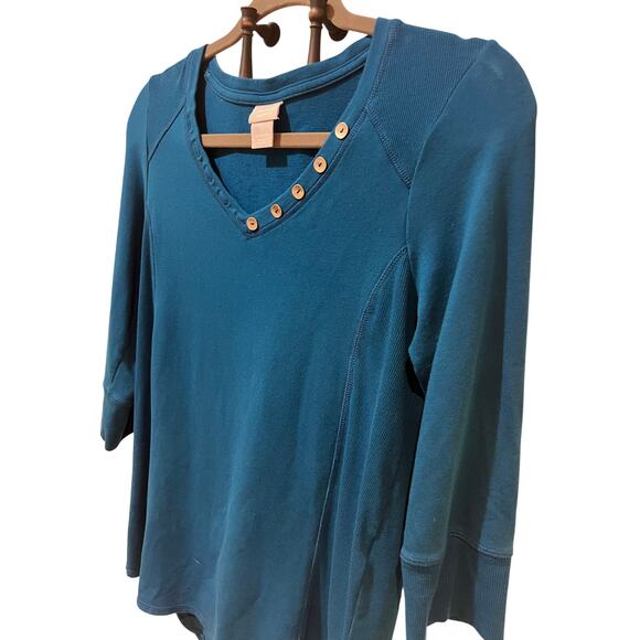 Chico’s Zenergy Teal Button Detail Ribbed V-Neck Trim Knit Tunic Top Size 0 (4/6 - Picture 5 of 8